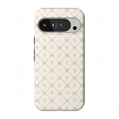 Petit Petals | Dainty Lattice Case