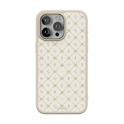 Petit Petals | Dainty Lattice Case