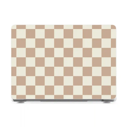 Fit Check | Neutral Checkerboard Laptop Shell